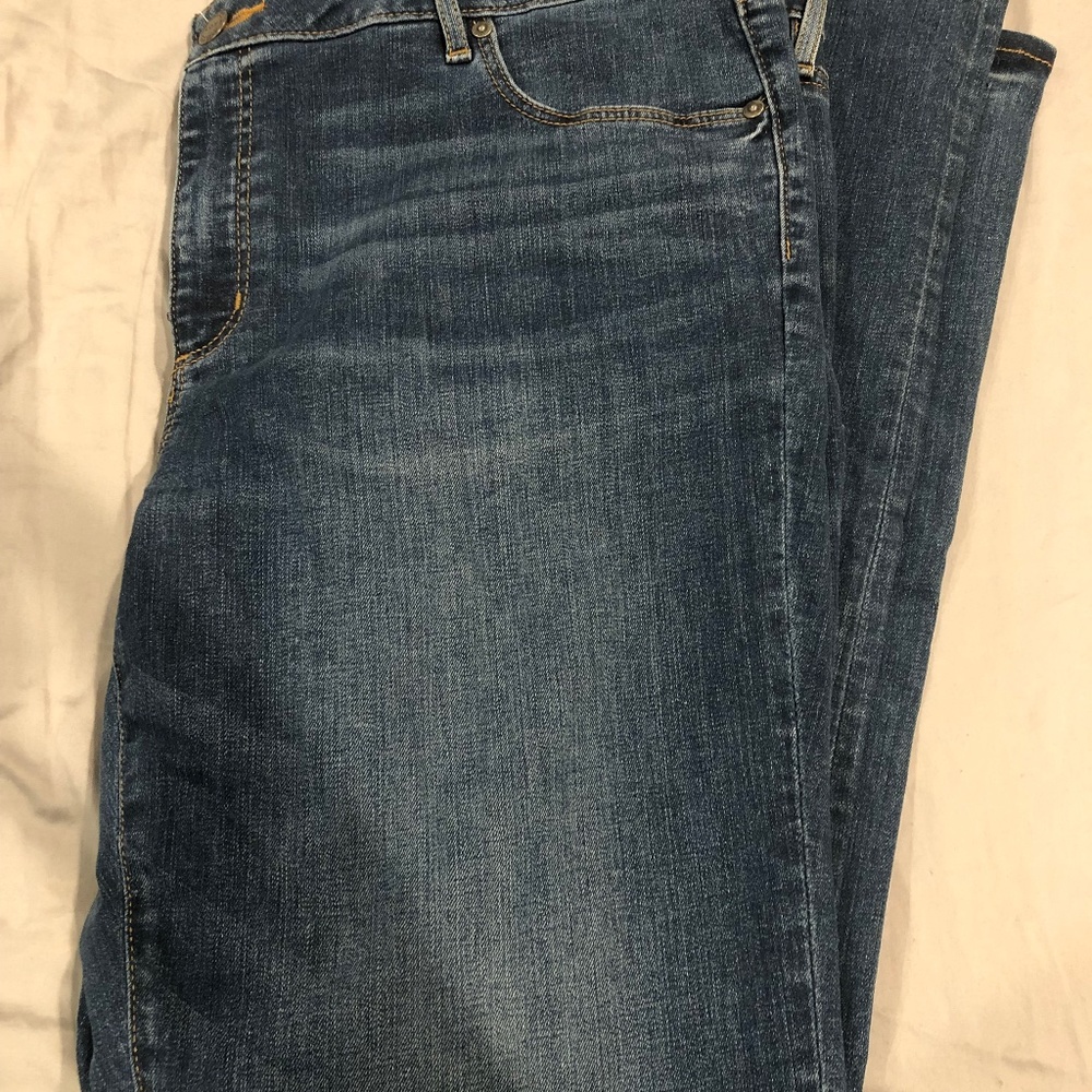 - Loft Curvy Straight Jeans sz18